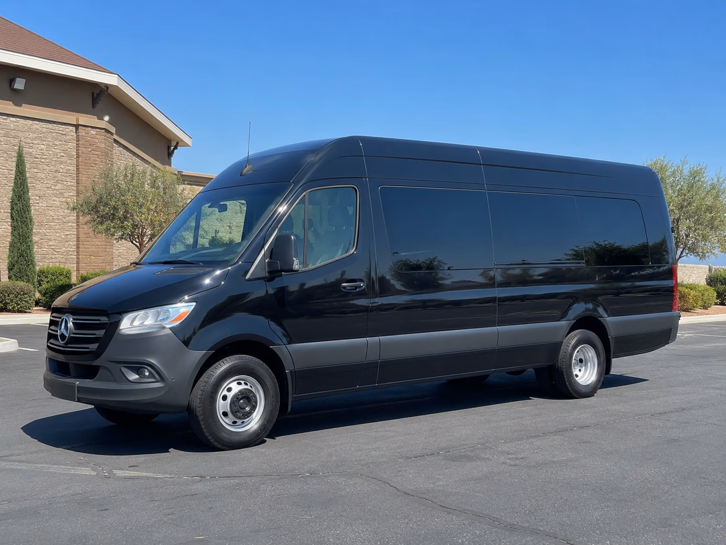 18 passenger sprinter van