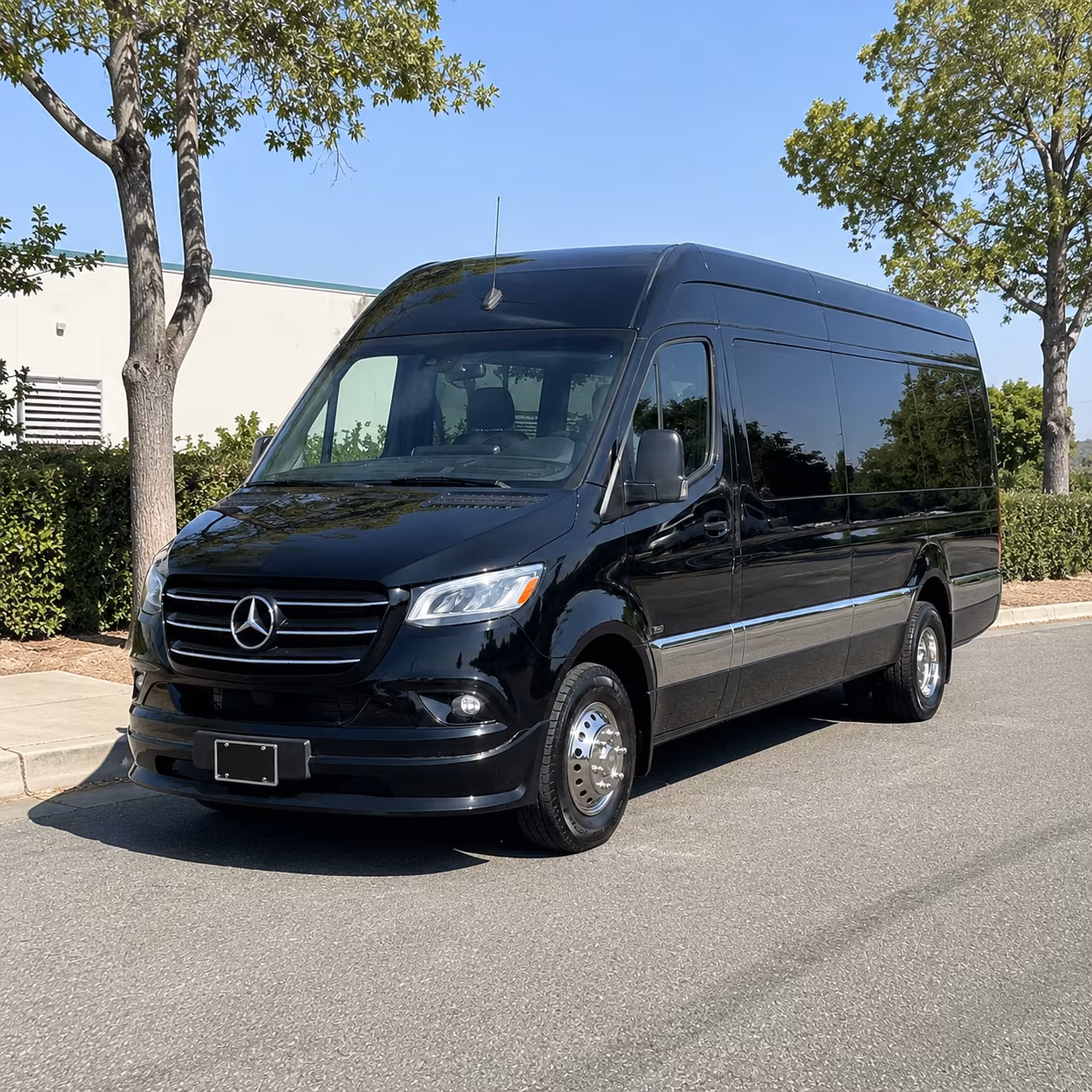 find the perfect transportation for your next airport transfer 5