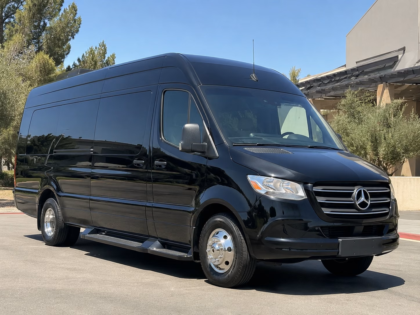 lowell 8 passenger sprinter van